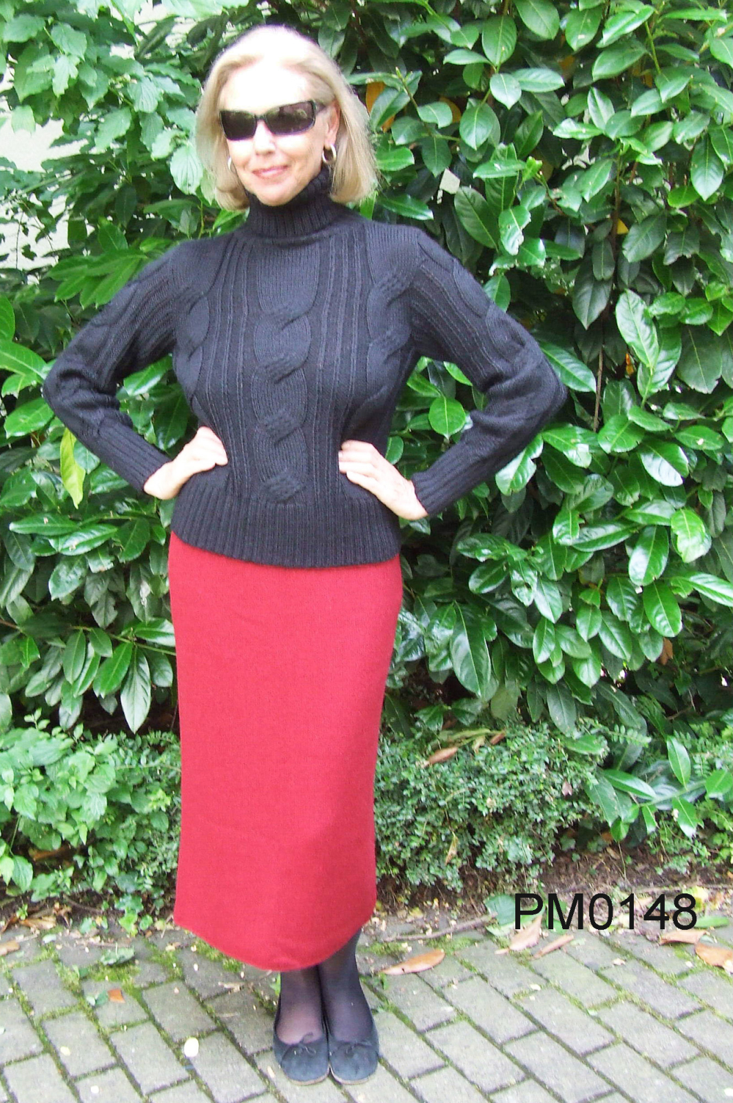 Alpaca Skirt, strait form with slit in back, links-knit